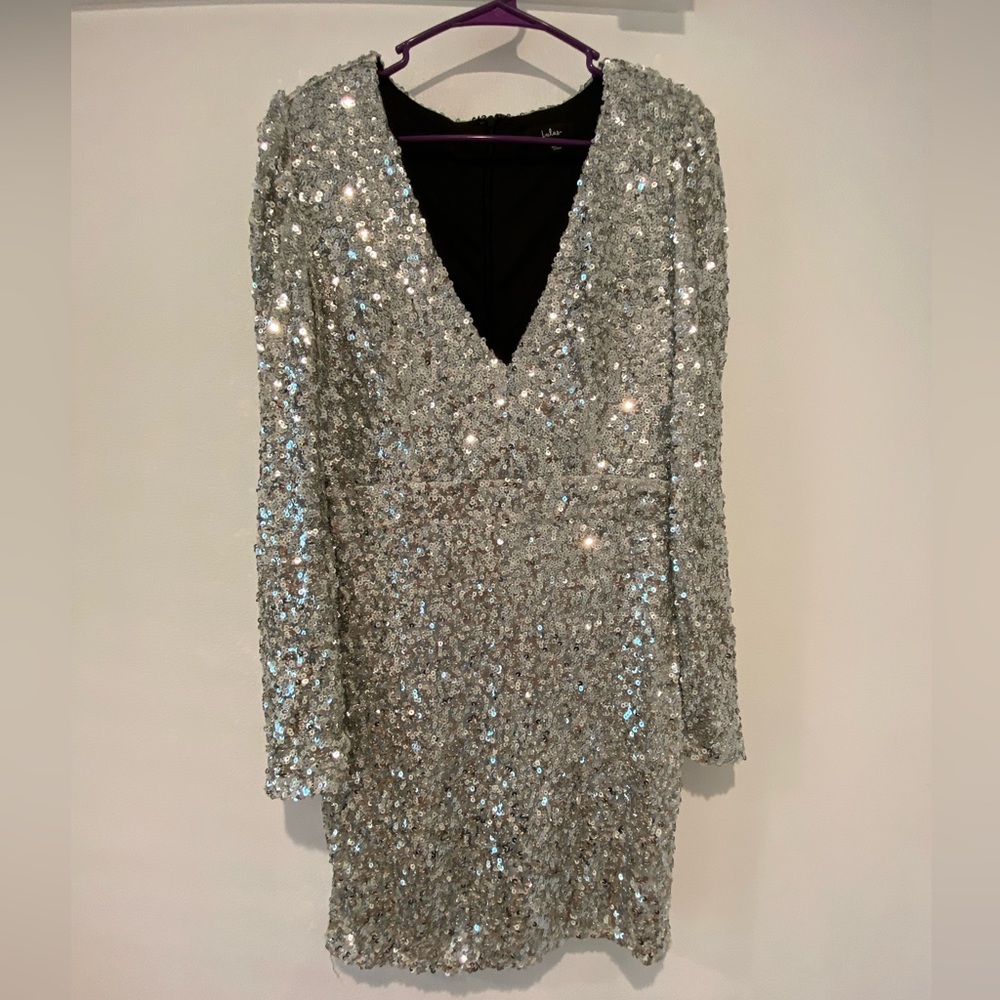Lulu's Silver Sequin Long-Sleeve V-Neck Mini Dress